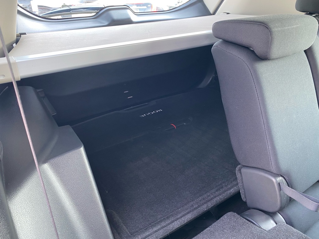 Photo 47 of this NISSAN ROGUE