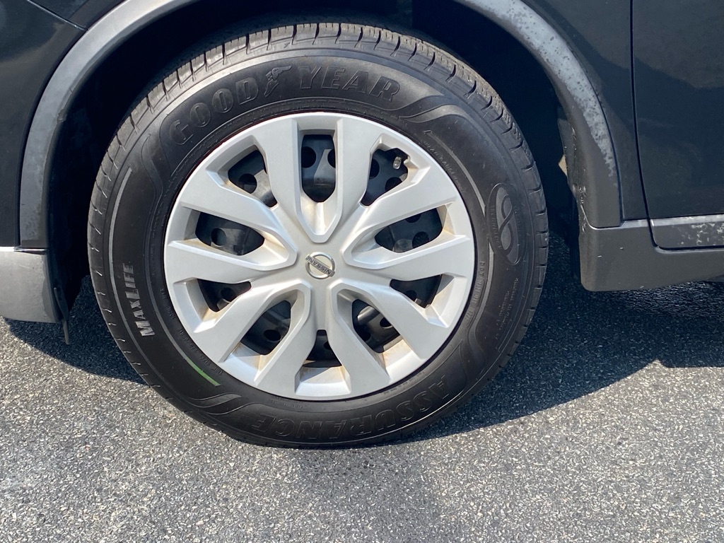Photo 10 of this NISSAN ROGUE