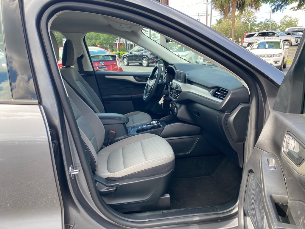 Photo 30 of this FORD ESCAPE