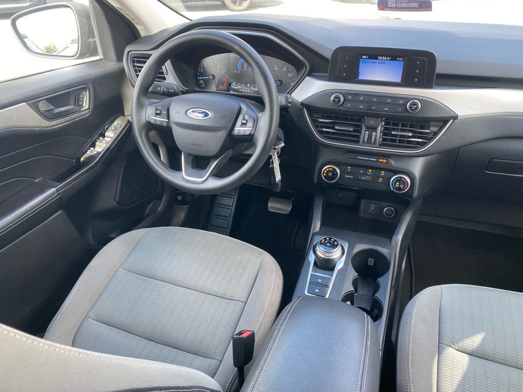 Photo 12 of this FORD ESCAPE
