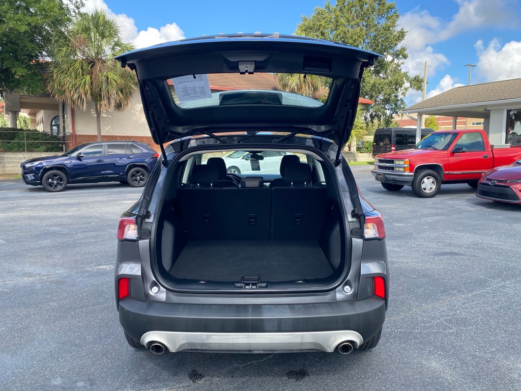 Photo 41 of this FORD ESCAPE