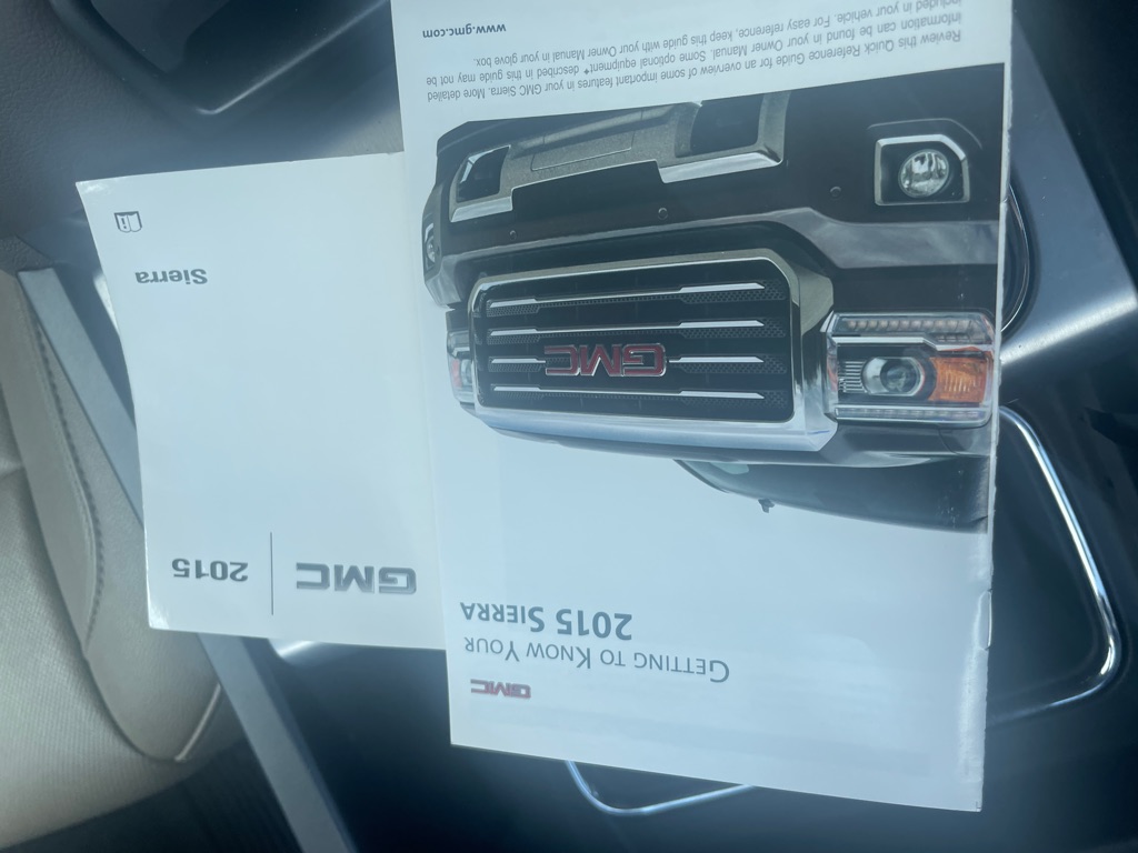 Photo 32 of this GMC SIERRA 1500