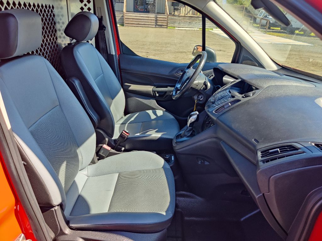 Photo 12 of this FORD TRANSIT CONNECT