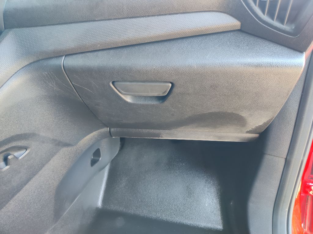 Photo 18 of this FORD TRANSIT CONNECT