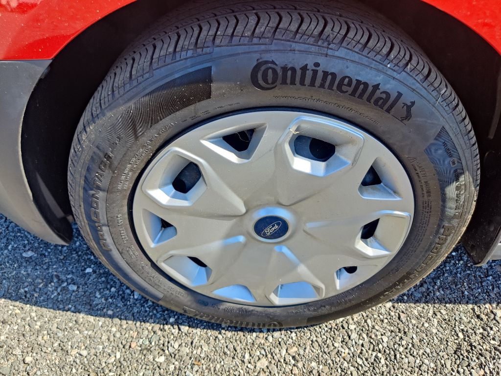 Photo 30 of this FORD TRANSIT CONNECT