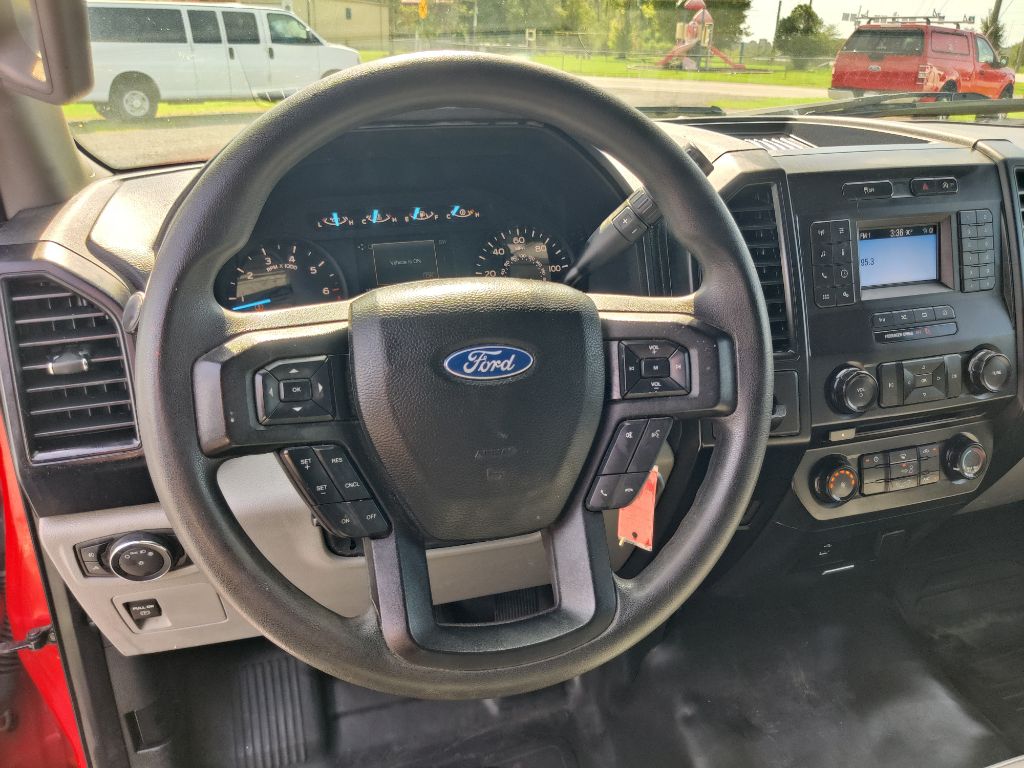 Photo 16 of this FORD F150 XL REG