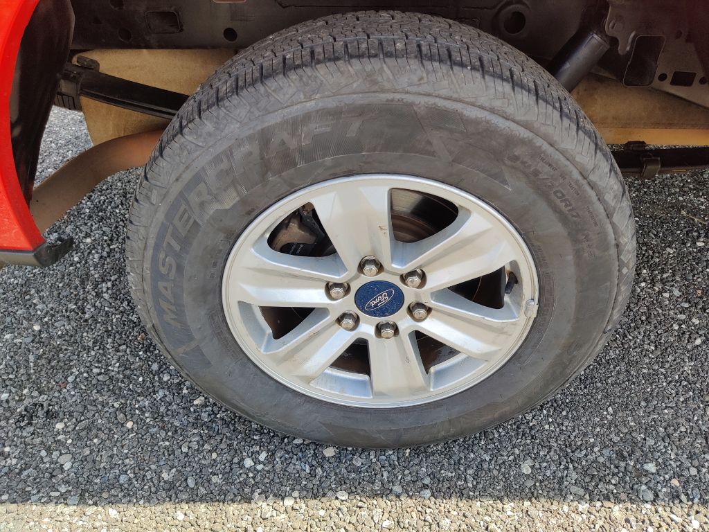 Photo 28 of this FORD F150 XL REG