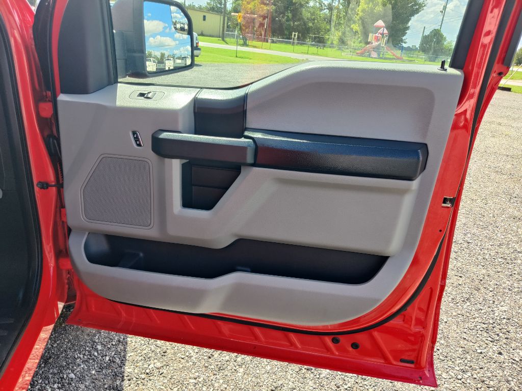 Photo 21 of this FORD F150 XL REG