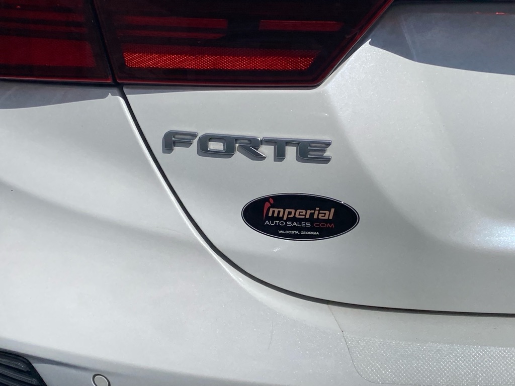 Photo 9 of this KIA FORTE