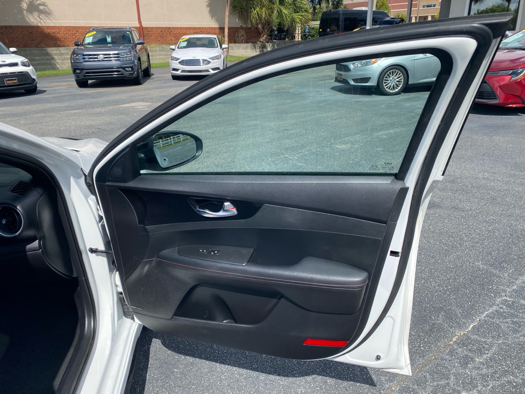 Photo 46 of this KIA FORTE