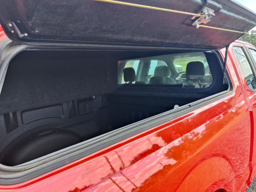 Photo 28 of this FORD F150 XL XCAB