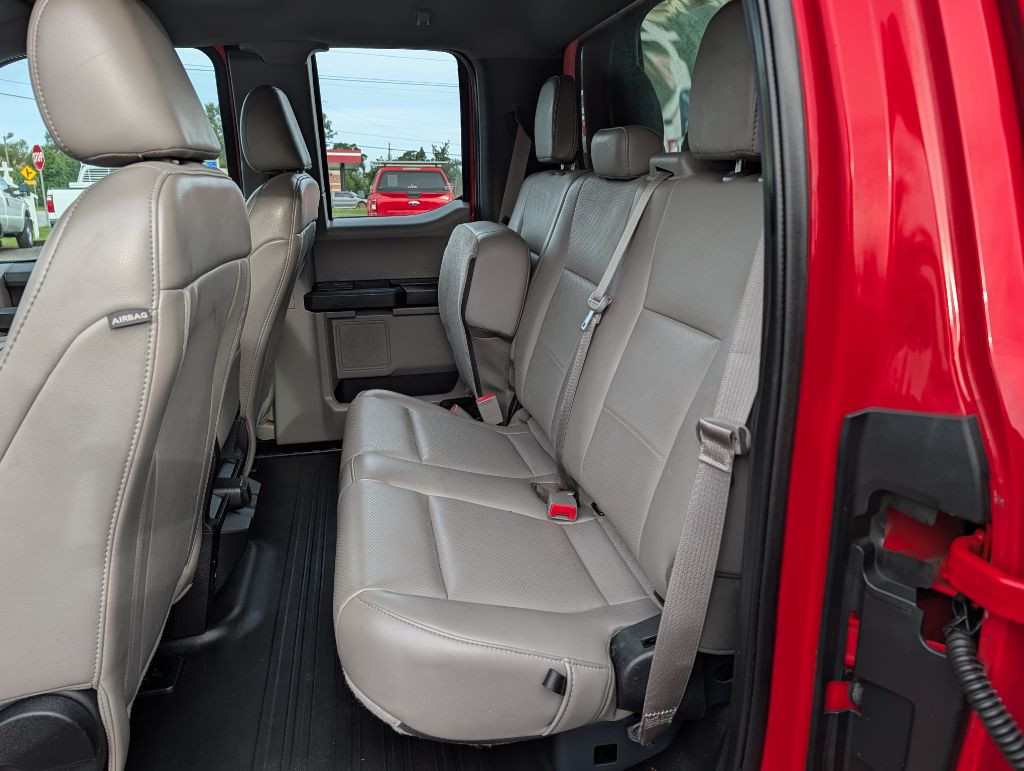 Photo 11 of this FORD F150 XL XCAB