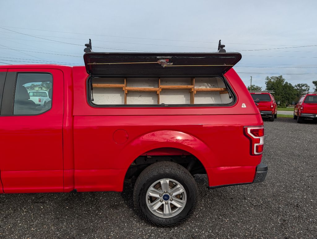 Photo 30 of this FORD F150 XL XCAB