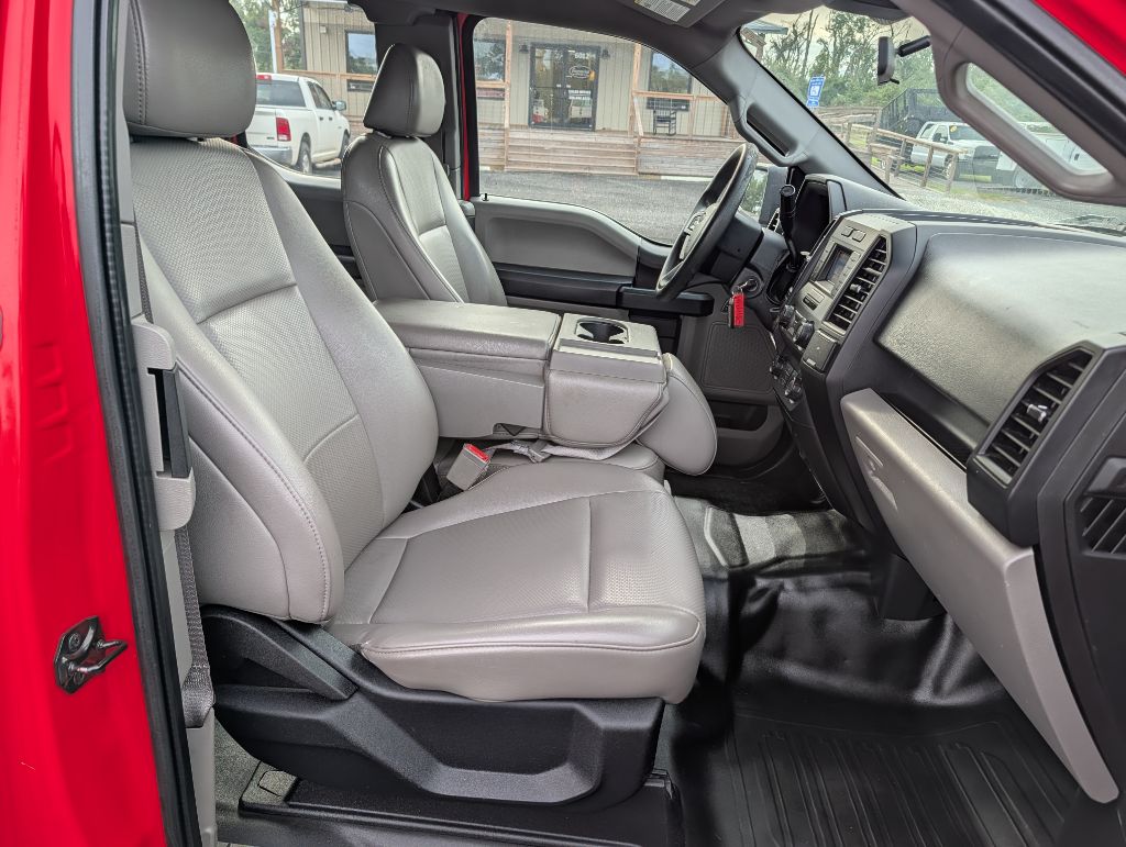 Photo 15 of this FORD F150 XL XCAB