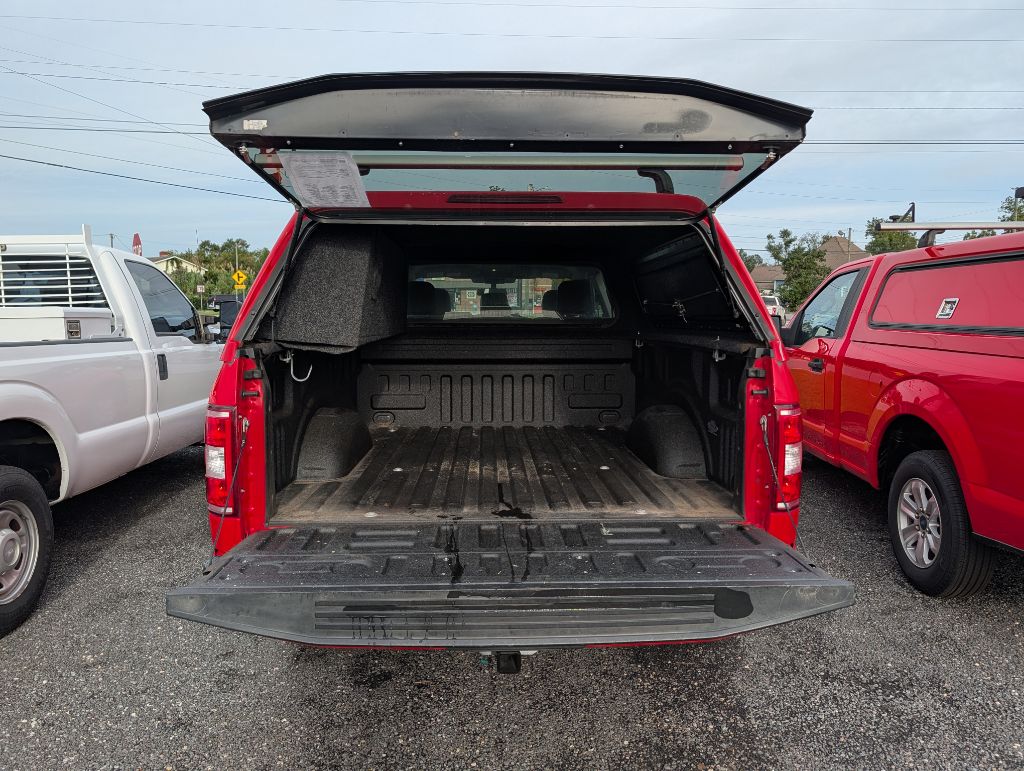 Photo 35 of this FORD F150 XL XCAB