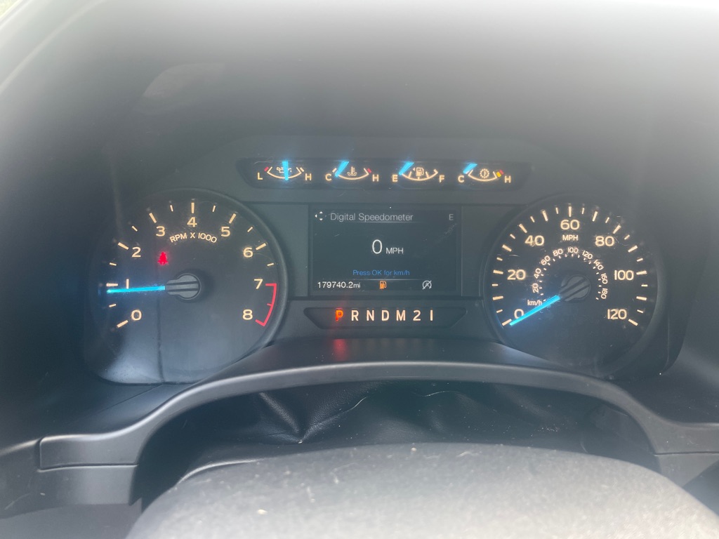 Photo 18 of this FORD F150 XL REG