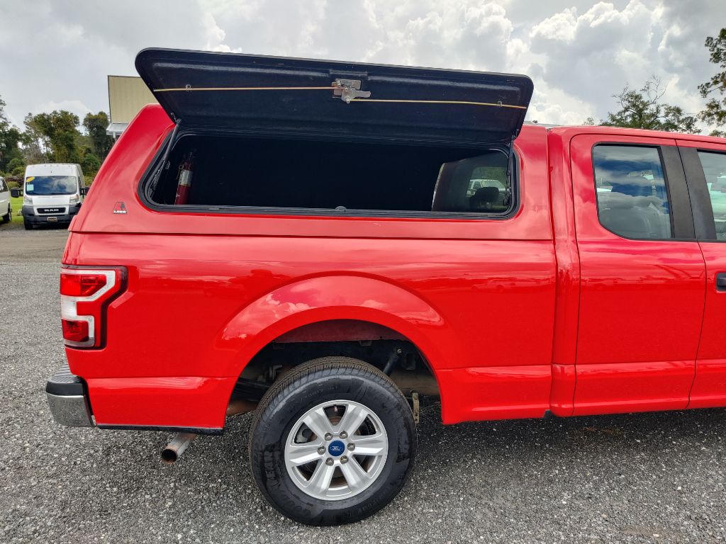 Photo 27 of this FORD F150 XL XCAB