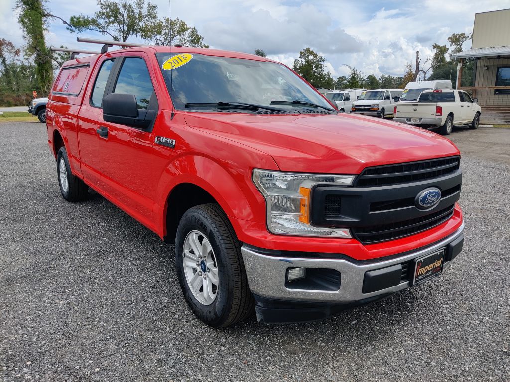 Photo 2 of this FORD F150 XL XCAB