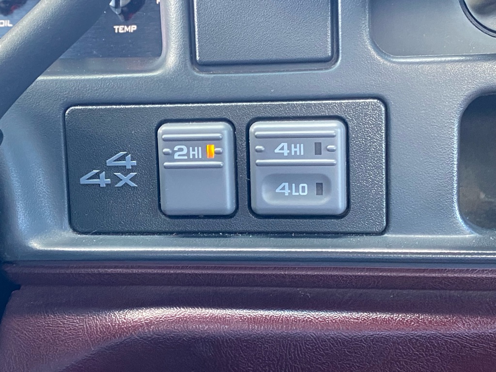 Photo 20 of this CHEVROLET K1500 SILVERADO