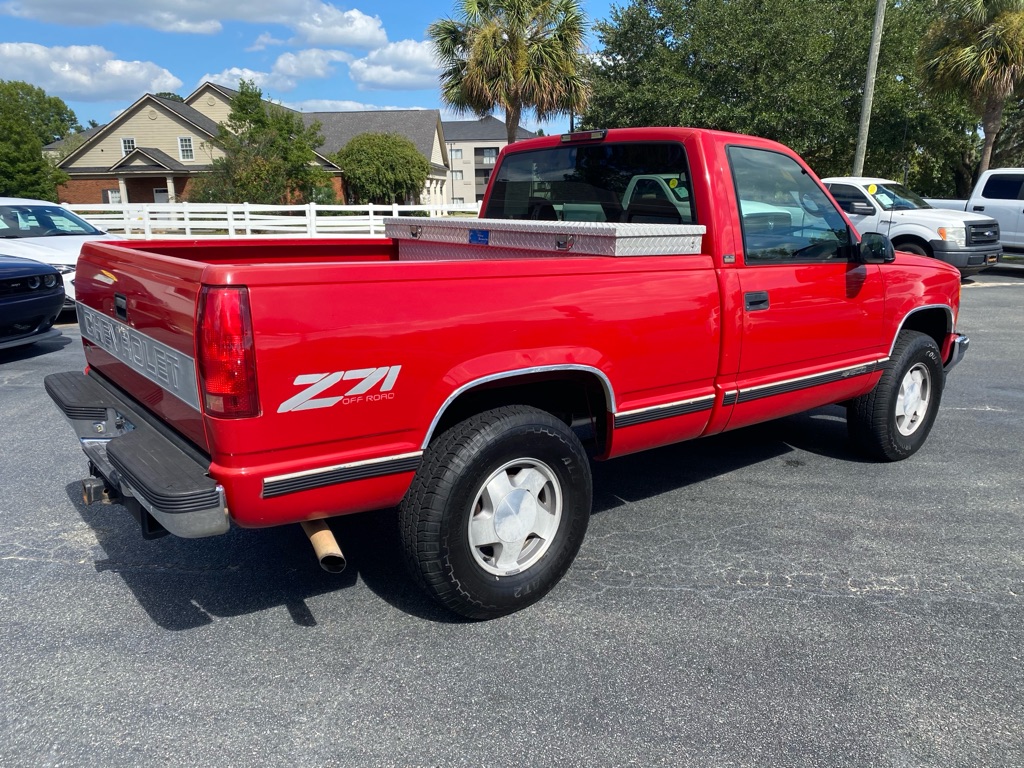 Photo 7 of this CHEVROLET K1500 SILVERADO
