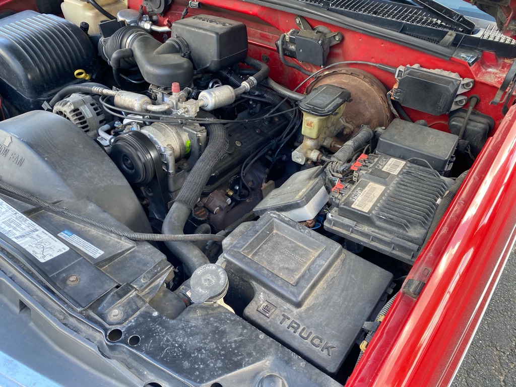 Photo 40 of this CHEVROLET K1500 SILVERADO