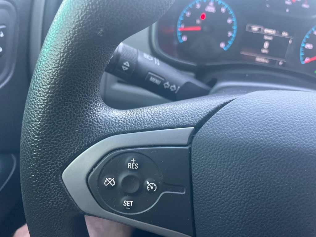 Photo 20 of this CHEVROLET COLORADO