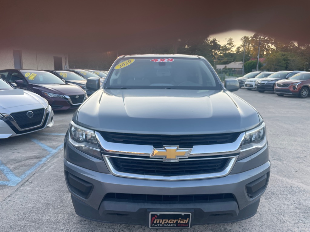 Photo 3 of this CHEVROLET COLORADO