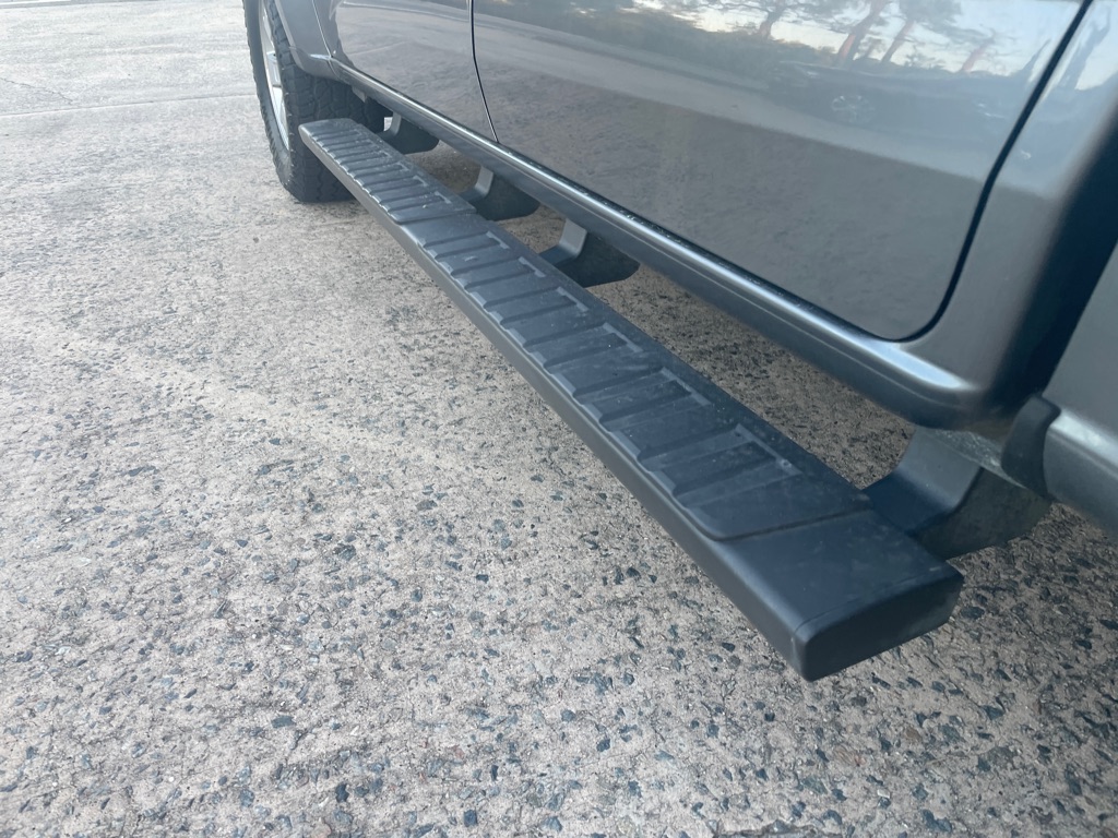 Photo 12 of this CHEVROLET COLORADO