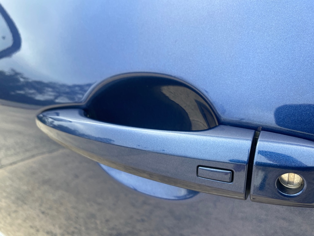 Photo 12 of this NISSAN ROGUE