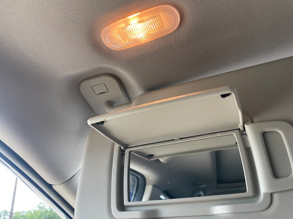 Photo 31 of this NISSAN ROGUE