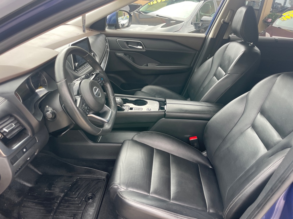 Photo 15 of this NISSAN ROGUE