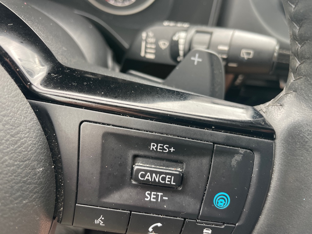 Photo 27 of this NISSAN ROGUE