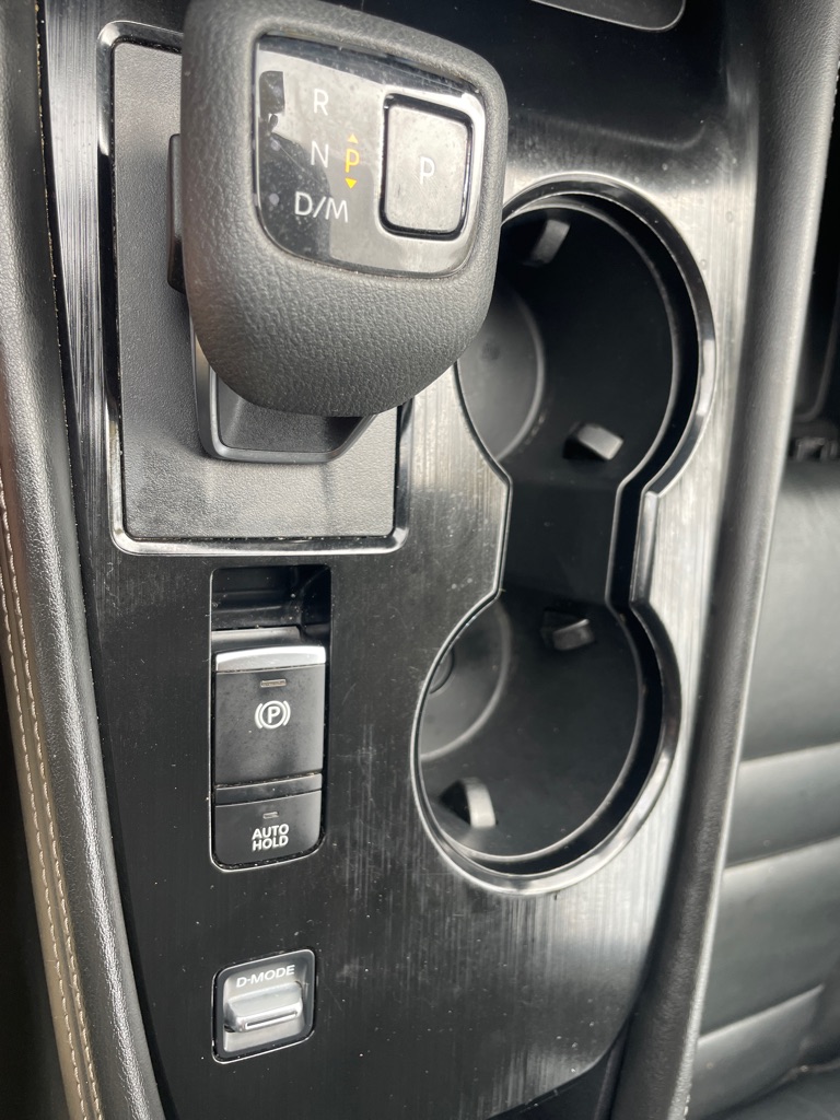 Photo 30 of this NISSAN ROGUE