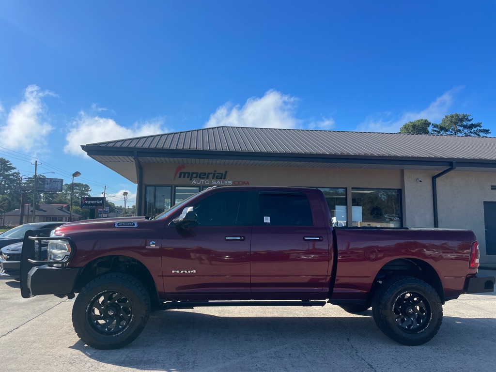 Photo 2 of this RAM 2500 BIGHORN