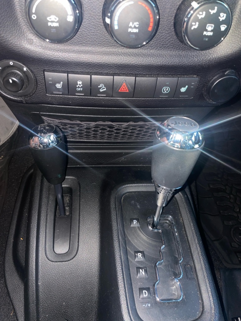 Photo 26 of this JEEP WRANGLER UNLIMI