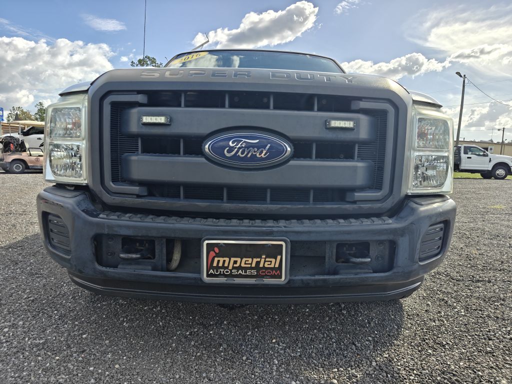 Photo 3 of this FORD F250 UTILITY