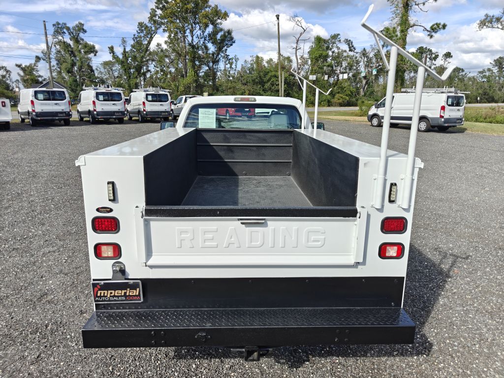 Photo 8 of this FORD F250 UTILITY