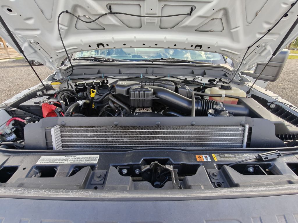 Photo 37 of this FORD F250 UTILITY