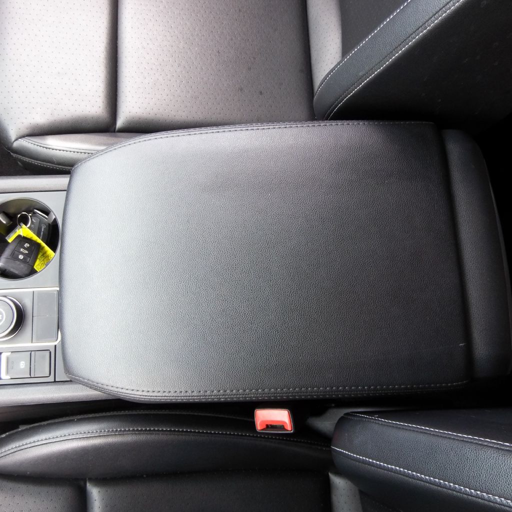 Photo 25 of this VOLKSWAGEN ATLAS
