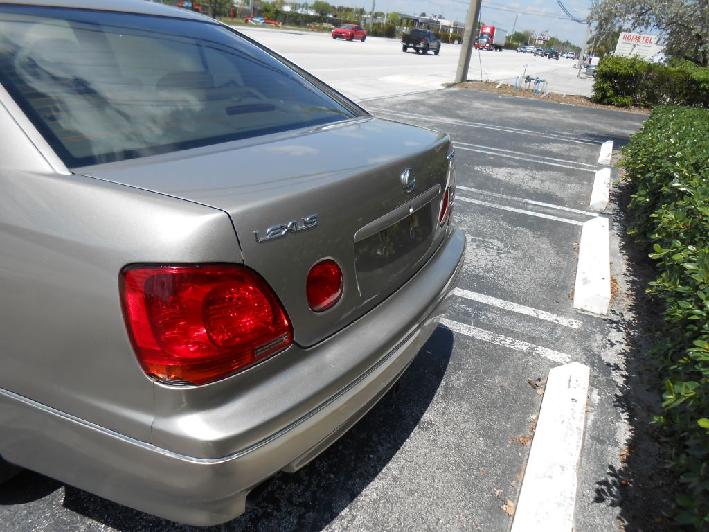 Photo 4 of this LEXUS GS 300