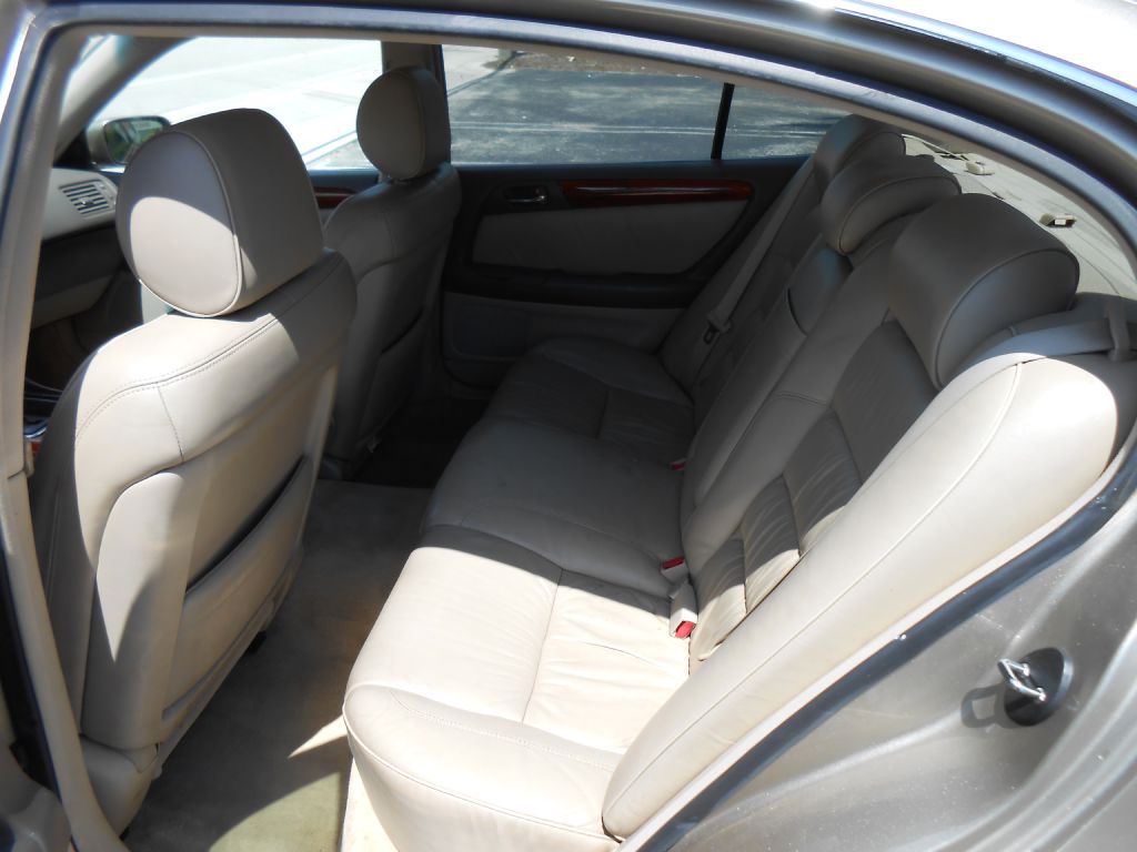 Photo 12 of this LEXUS GS 300