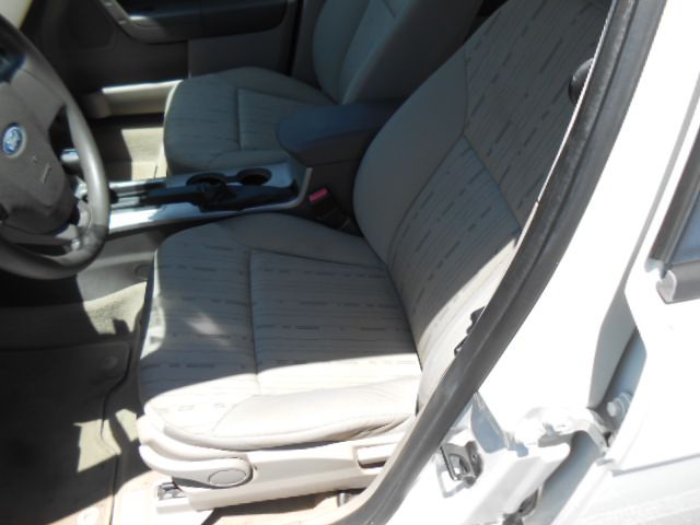 Photo 10 of this FORD FOCUS