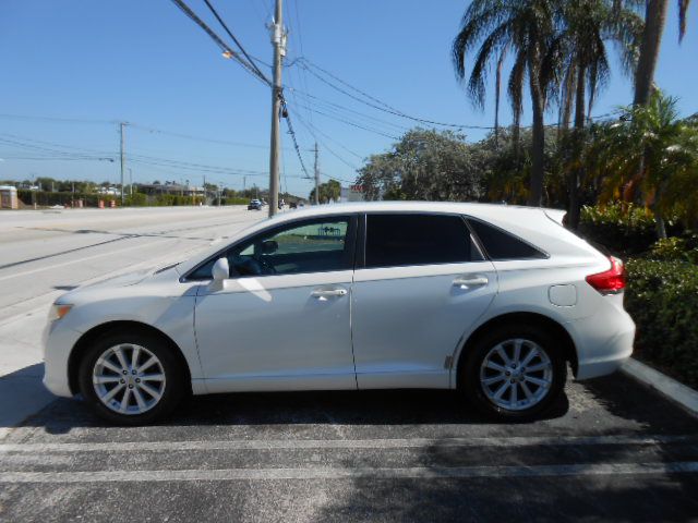 Photo 2 of this TOYOTA VENZA