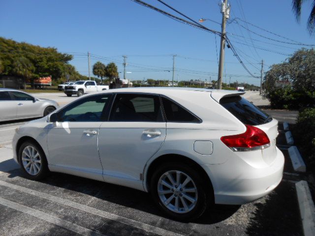 Photo 3 of this TOYOTA VENZA