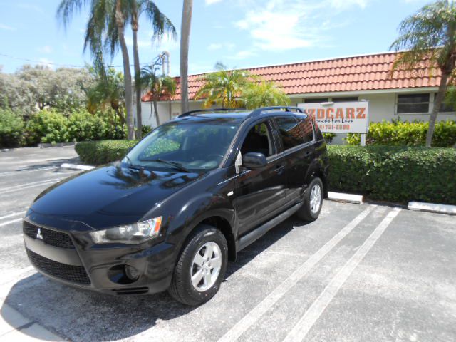 2010 MITSUBISHI OUTLANDER