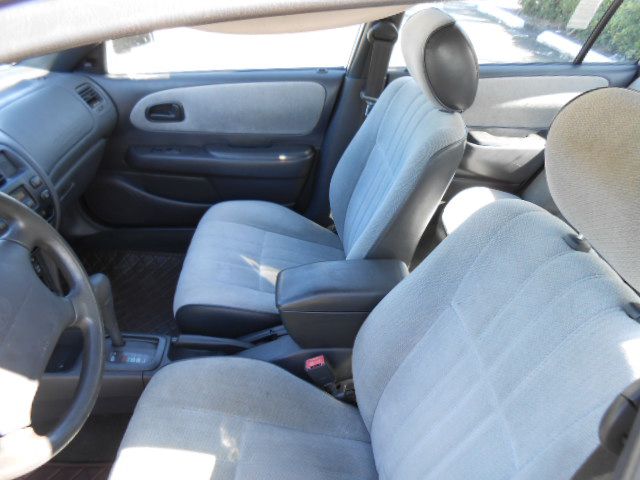 Photo 9 of this TOYOTA COROLLA