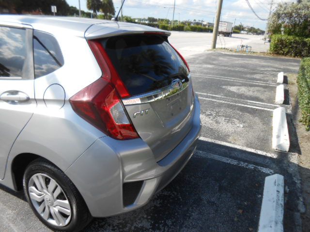 Photo 4 of this HONDA FIT