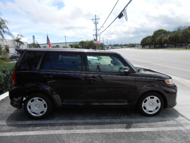 Photo 6 of this SCION XB