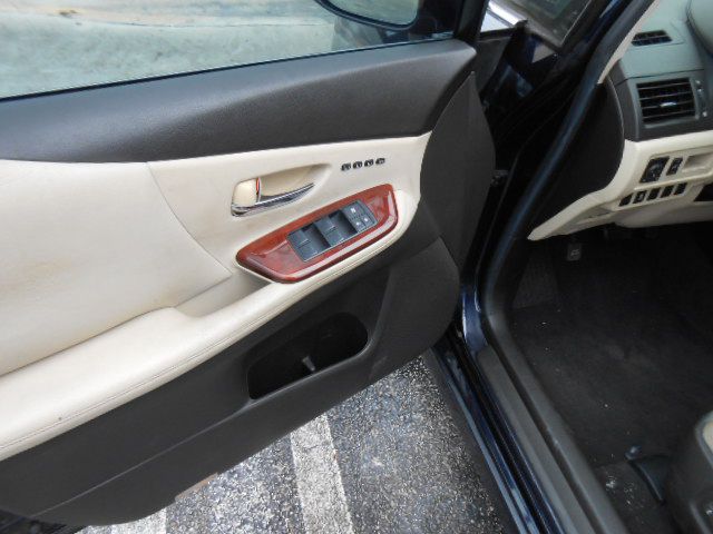 Photo 9 of this LEXUS HS 250H