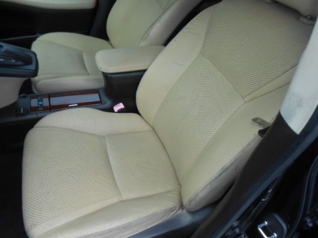 Photo 10 of this LEXUS HS 250H